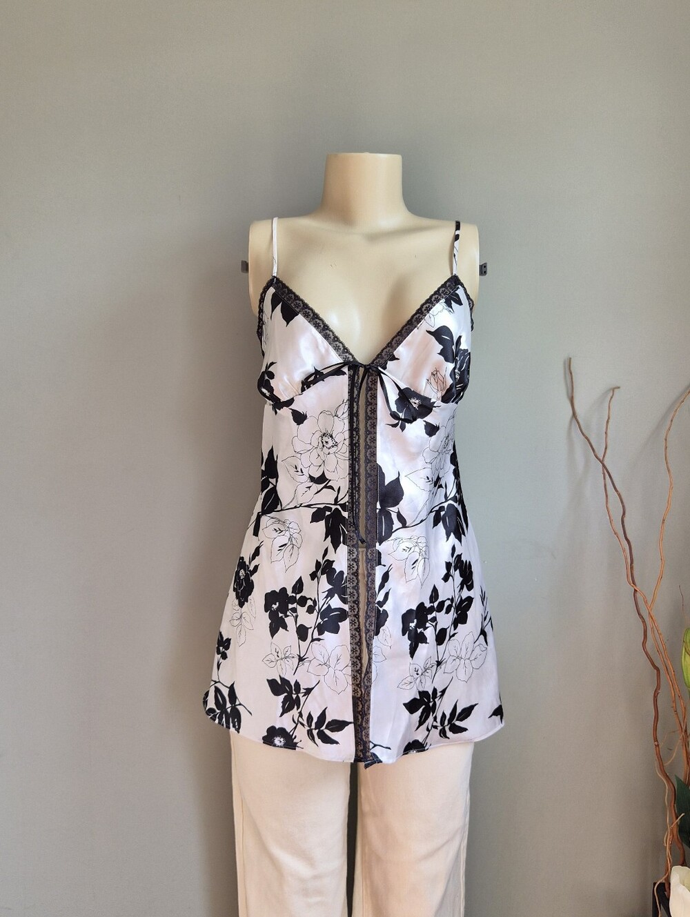 Y2k Victoria's Secret Black & White Floral Satin Camisole with Lace Trim Size S